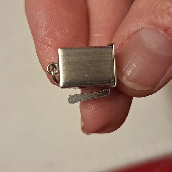 Vintage Crea Sterling Silver One Arm Bandit 3D Moveable Charm. Marked on bottom - Picture 5 of 7